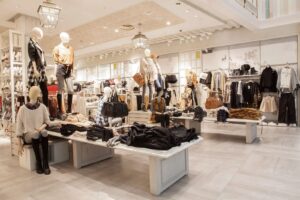 Stradivarius Franchise Bayilik Ücret Bedeli Ve Şartları